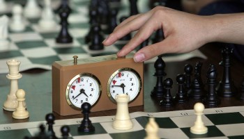 Garry Kaspárov, campeón mundial de ajedrez, resalta la importancia de esta disciplina para la niñez