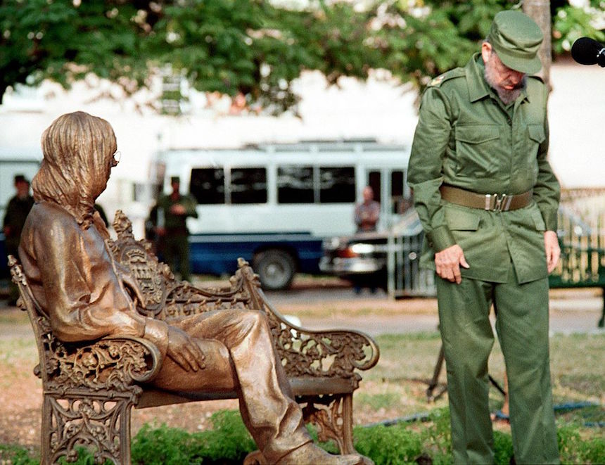383071 01: Cuban President Fidel Castro unveils a statue of John Lennon on the 20th anniversary of the former Beatle''s death December 8, 2000 in Havana, Cuba. The brass statue was created by Cuban artist Jose Villa. (Photo by Jorge Rey/Newsmakers)
