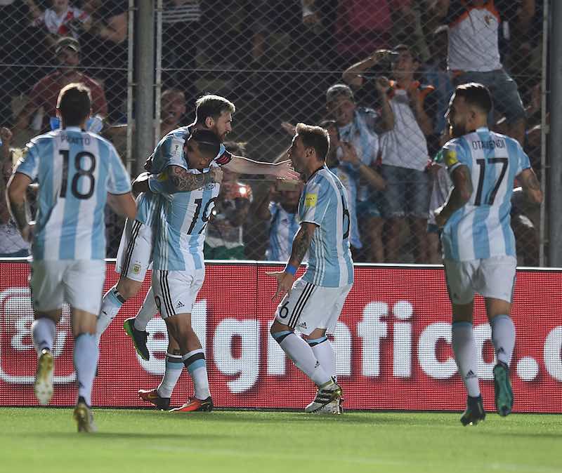 Messi celebra con Argentina