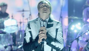 Arcade Fire comparte "Reflektor" en vivo.