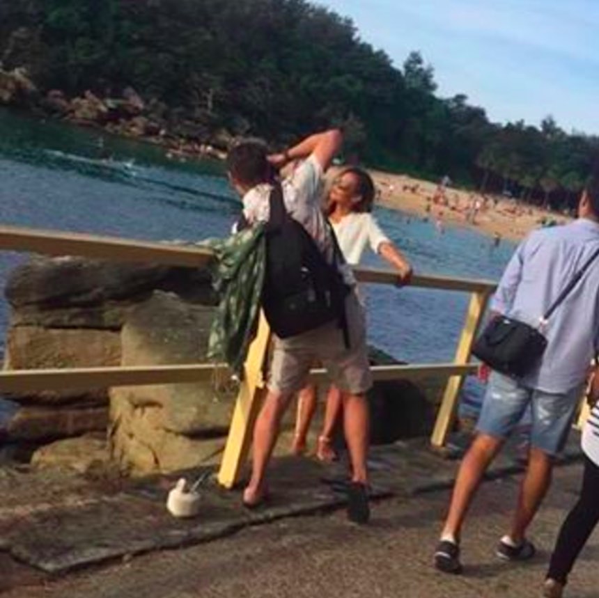 Novios de Instagram - Foto en un puente