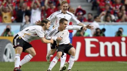 Philipp Lahm celebrando su gol en el Mundial 2006