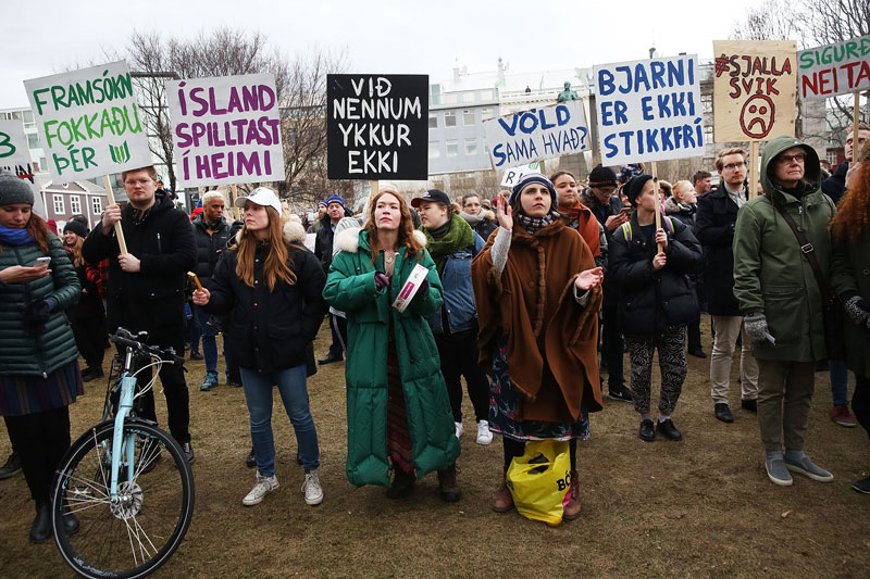 Marcha en Islandia por la equidad de genero
