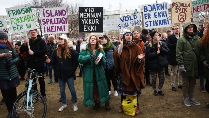 Marcha en Islandia por la equidad de genero