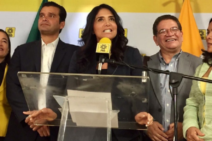 Alejandra Barrales, líder nacional/senadora perredista