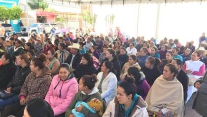 Mujeres en evento de Liconsa en el Estado de México