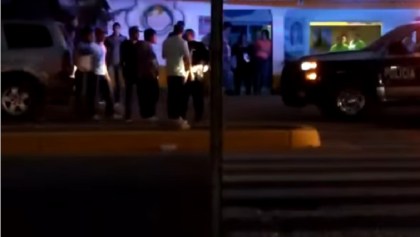 Policía de Culiacán entrega jóvenes detenidos a grupo armado
