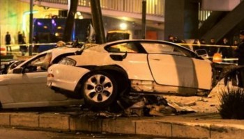 Auto BW que chocó en Paseo de la Reforma