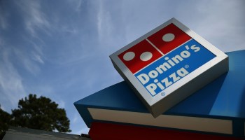 Inglaterra - Domino's Pizza