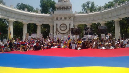 Marcha de Venezuela en el Hemiciclo a Juárez