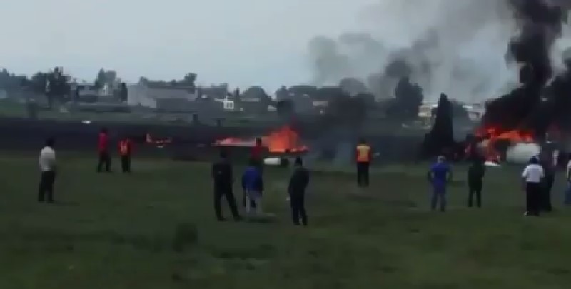 Aeronave Learjet se desploma en Toluca