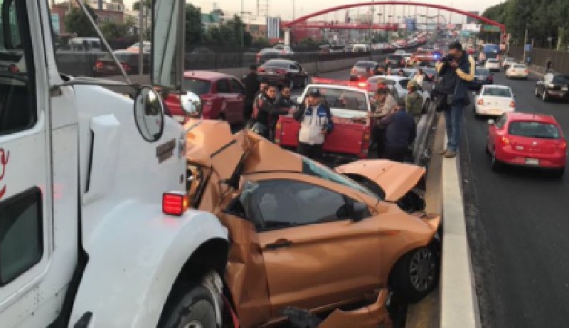 Accidente en Torres de Satélite