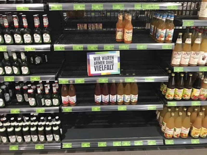 Alemania - Crítica al racismo en un supermercado