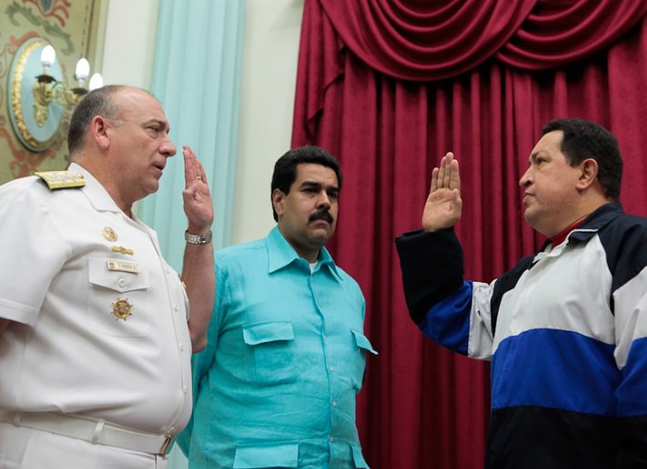 Embajador de Venezuela en Perú con Chávez y Maduro