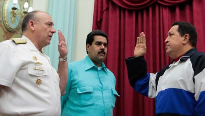 Embajador de Venezuela en Perú con Chávez y Maduro