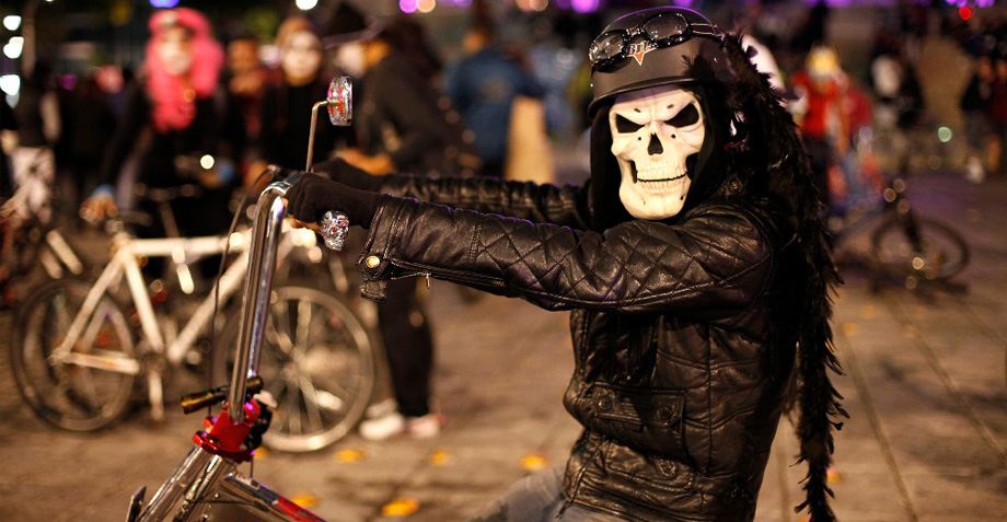 Paseo Nocturno Día de los Muertos CDMX
