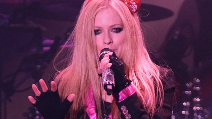 ¡Después de 4 años Avril Lavigne está de regreso con nueva canción!