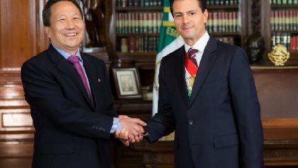 Kim Hyong Gil, embajador de Corea del Norte con Peña Nieto
