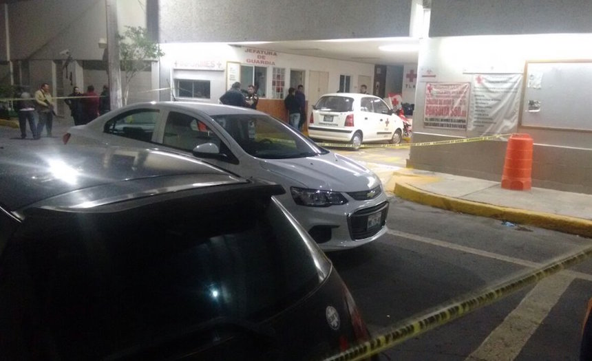 Grupo armado desata balacera en Cruz Roja de Tlalnepantla