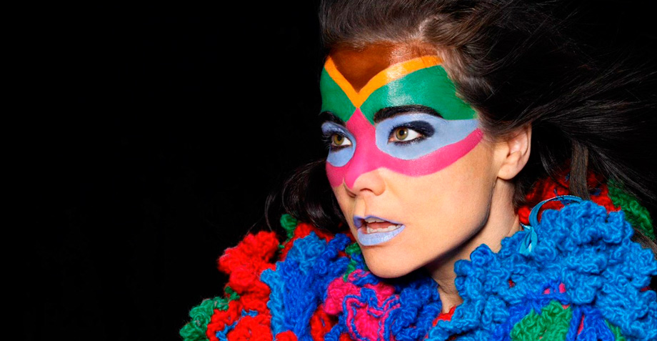 Un arpa que te relajará: A eso suena lo nuevo de Björk