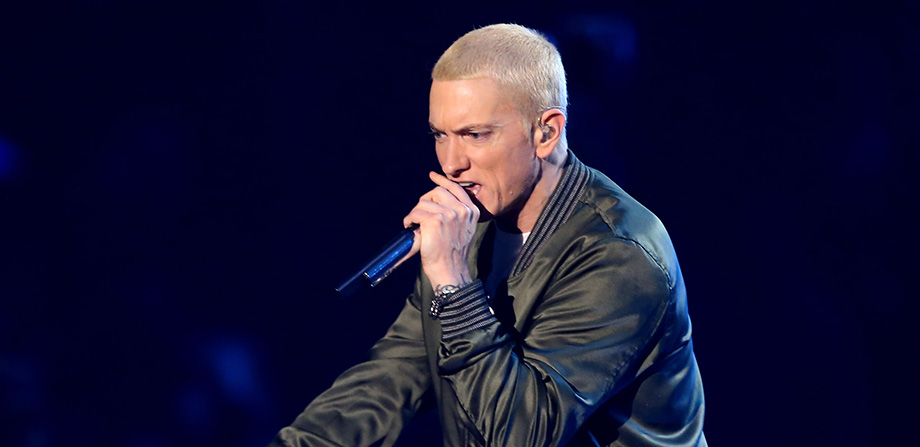 Eminem revela el tracklist y los artistas invitados de su noveno álbum