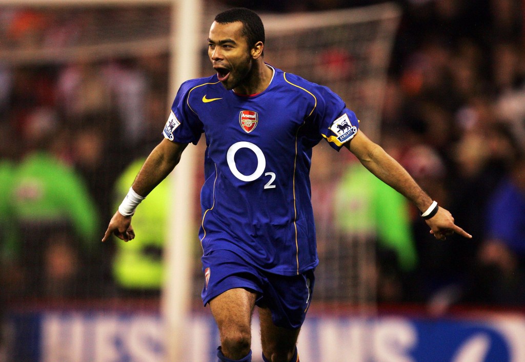 Ashley Cole con el Arsenal