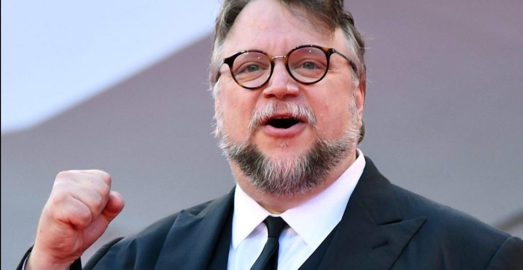 Guillermo del Toro gana Globo de Oro