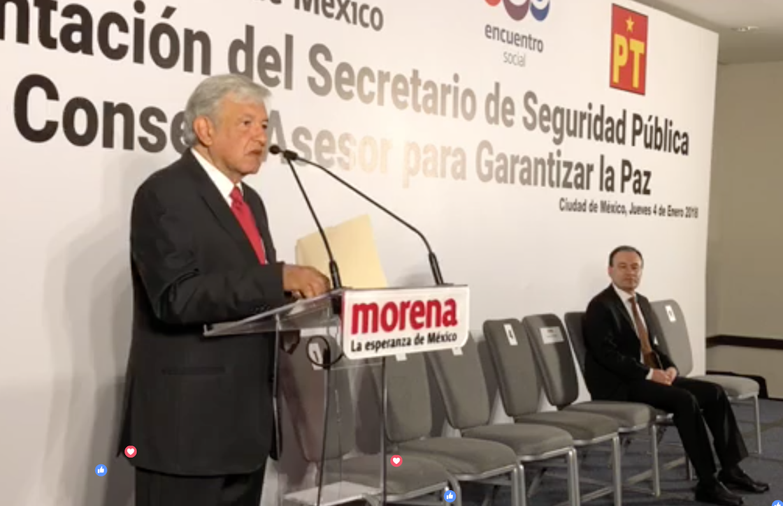 Andrés Manuel López Obrador presenta a Alfonso Durazo como su secretario de Seguridad Pública