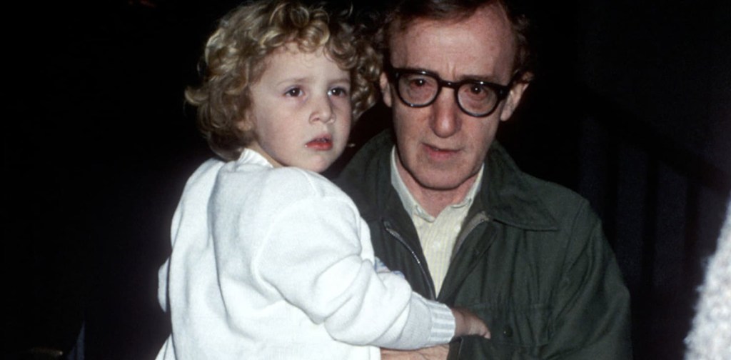 ¡PUM! Hija de Woody Allen quiere derribarlo tras acusaciones de acoso sexual