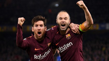 Iniesta y Messi rescataron un gol de visitante del empate en Stamford Bridge