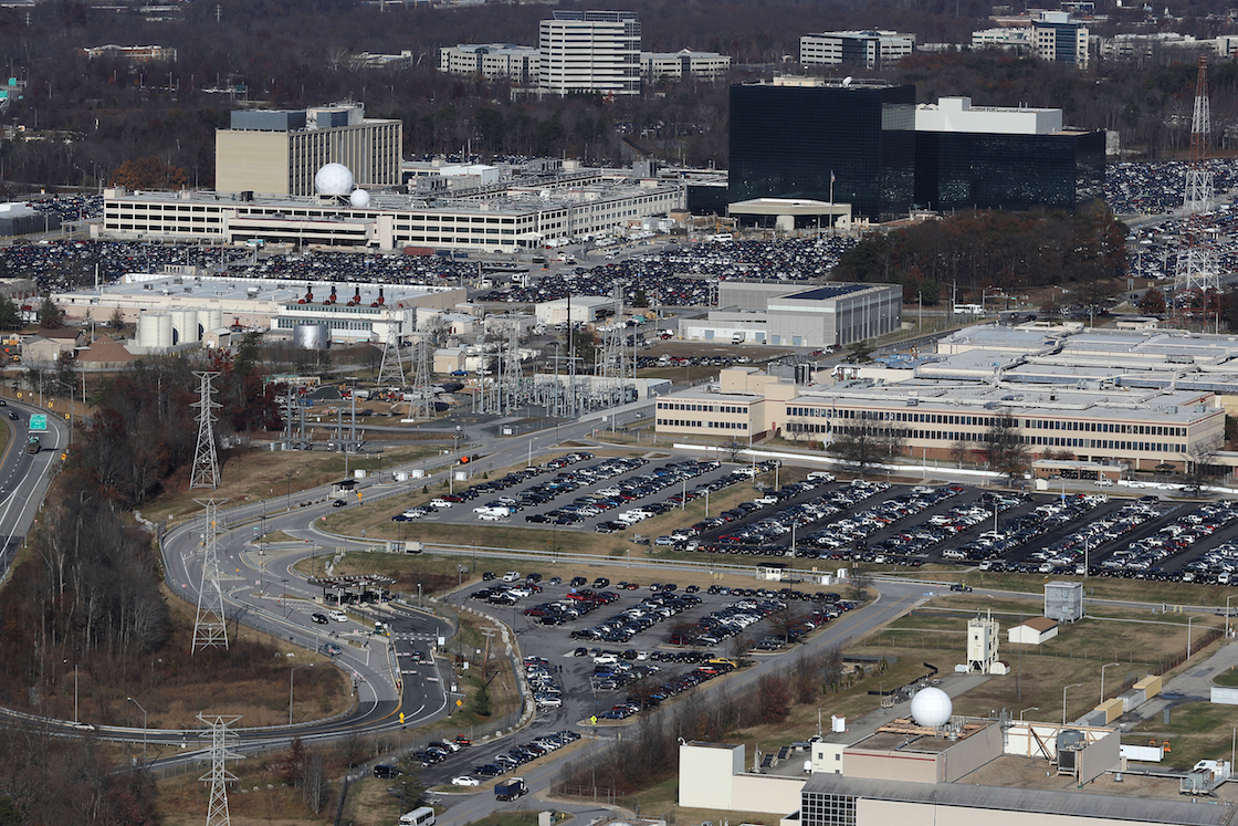 Tiroteo en Estados Unidos frente a sede de NSA deja al menos 3 heridos