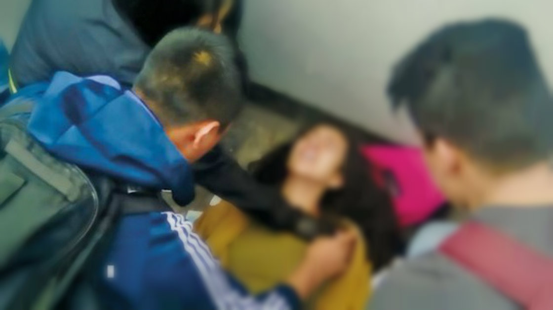 Balean a adolescente en Metro Cuatro Caminos