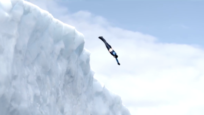 Clavadista colombiano se aventuró desde dos icebergs en la Antártida