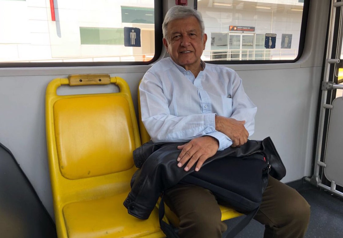 Andrés Manuel López Obrador, candidato de Morena a la presidencia
