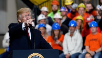 Donald Trump se lanza contra el DACA, México y exige muro
