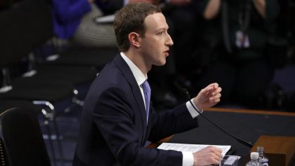 Mark Zuckerberg comparece ante senadores