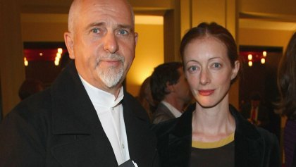Peter Gabriel asegura que salvó la vida de su esposa gracias a Google