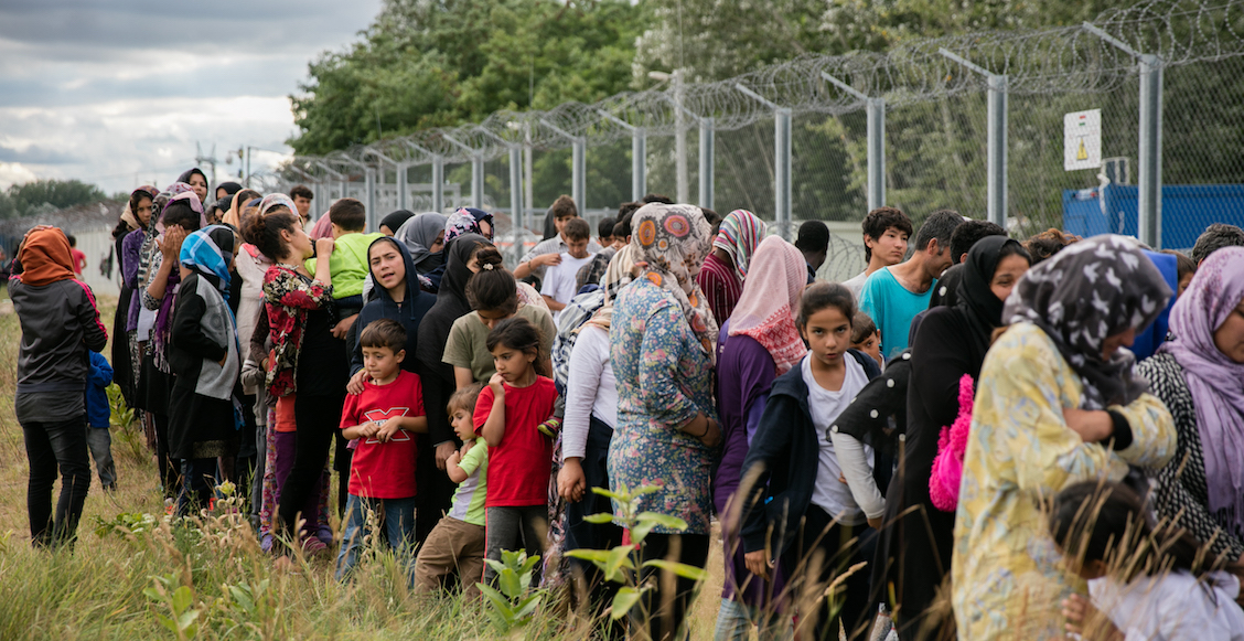 Hungría pretende aprobar una ley que restringe el paso de migrantes a su país