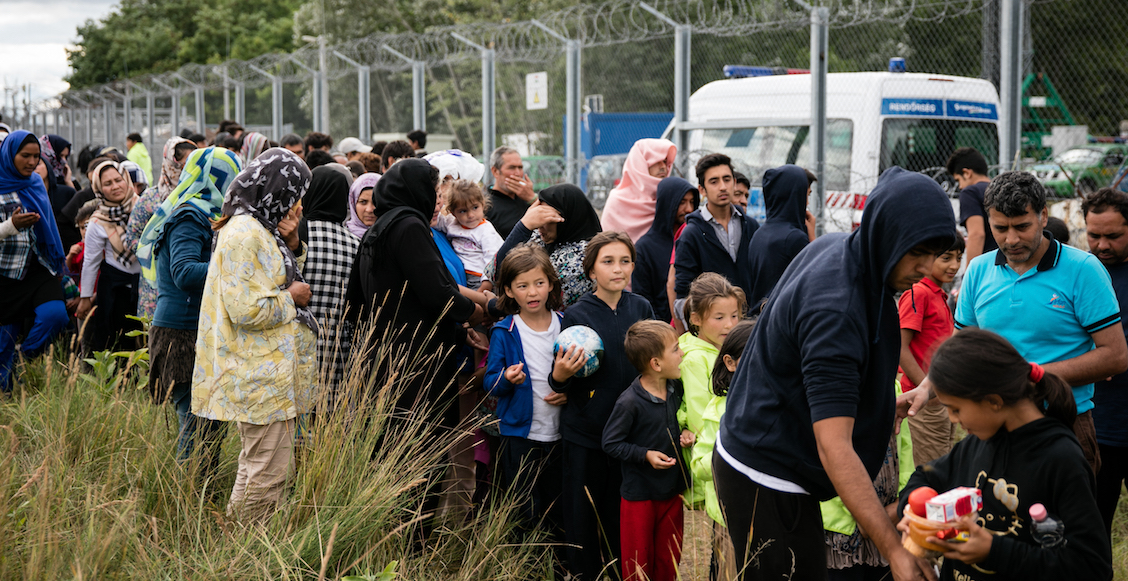 Hungría proyecto contra migrantes ilegales
