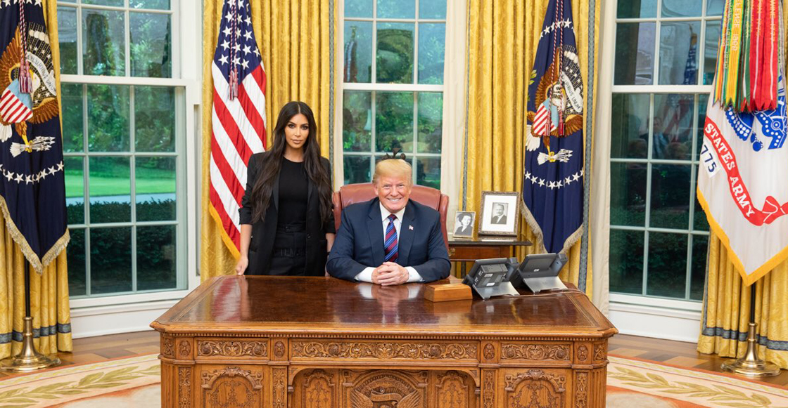 Y en la imagen del día...Kim Kardashian y Donald Trump se reunen en la Casa Blanca