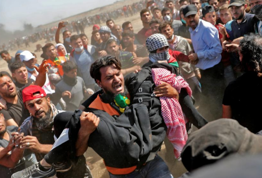 Manifestantes son reprimidos en la franja de Gaza