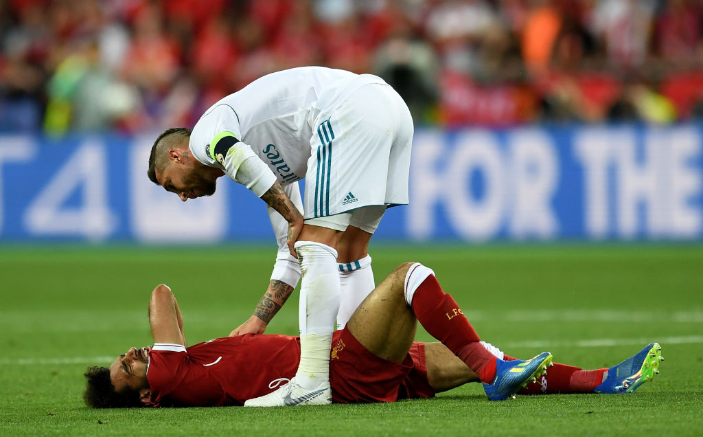 Sergio Ramos es amenazado de muerte por lesionar a Salah