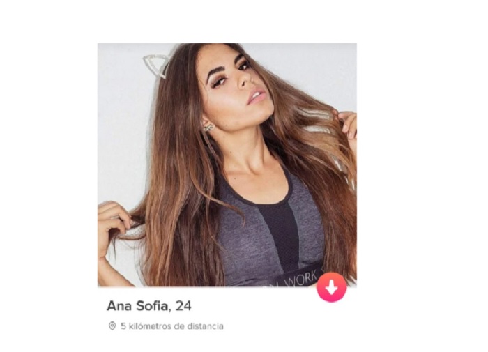 Tinder de Ana Sofía Orellana