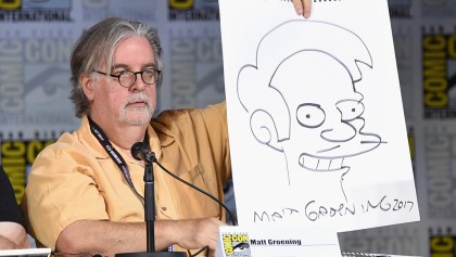 ‘La gente ama hacerse la ofendida’: Matt Groening sobre la controversia de Apu