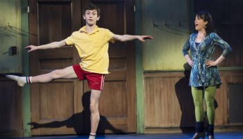 WTF? Suspenden en Hungría el musical de Billy Elliot por incitar a la homosexualidad
