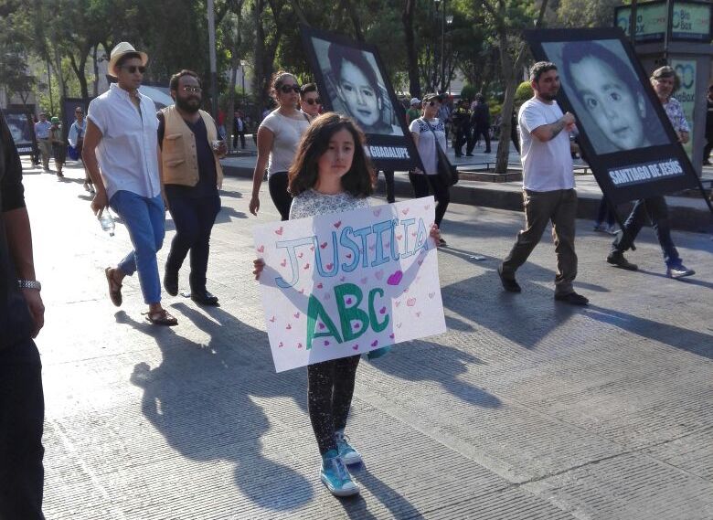 Manifestación a 9 años de la Guardería ABC. Foto: Gabriela Espinosa
