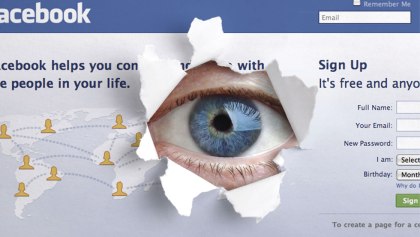 Facebook stalkea a sus usuarios