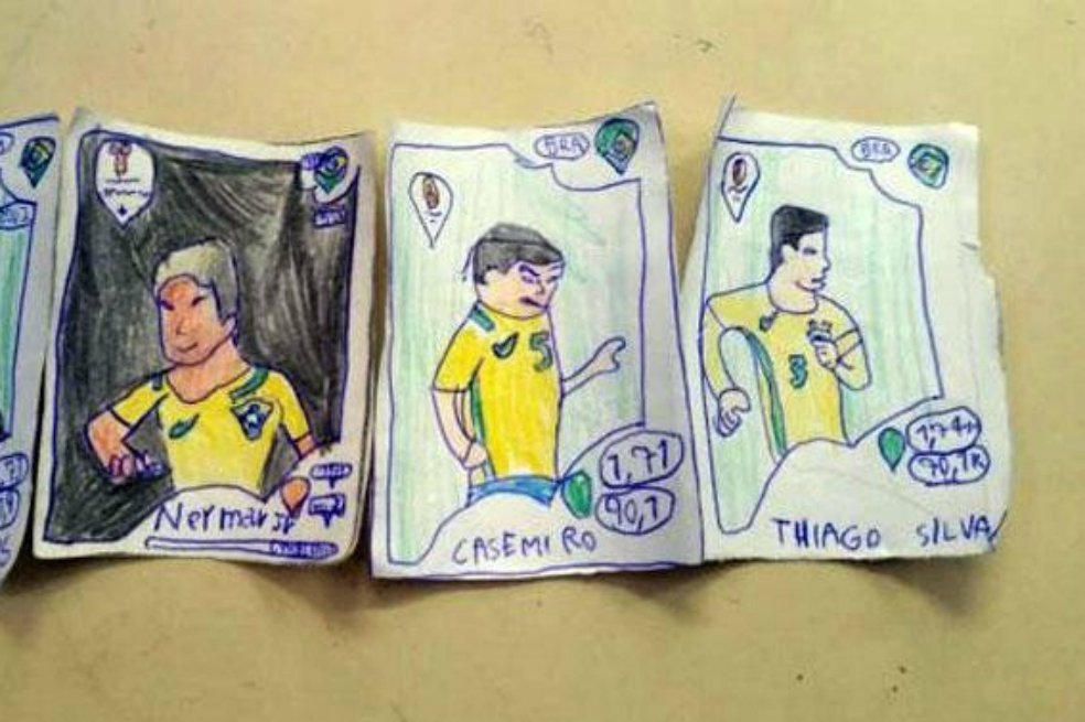 Un niño brasileño no tenía dinero para comprar estampitas del mundial y decidió dibujarlas