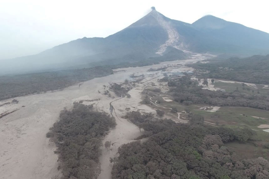 Ayudar a los damnificados de la erupción del volcán de Guatemala