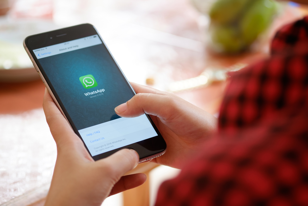 ¿Para qué sirve que WhatsApp te avise de los reenvíos de mensajes?